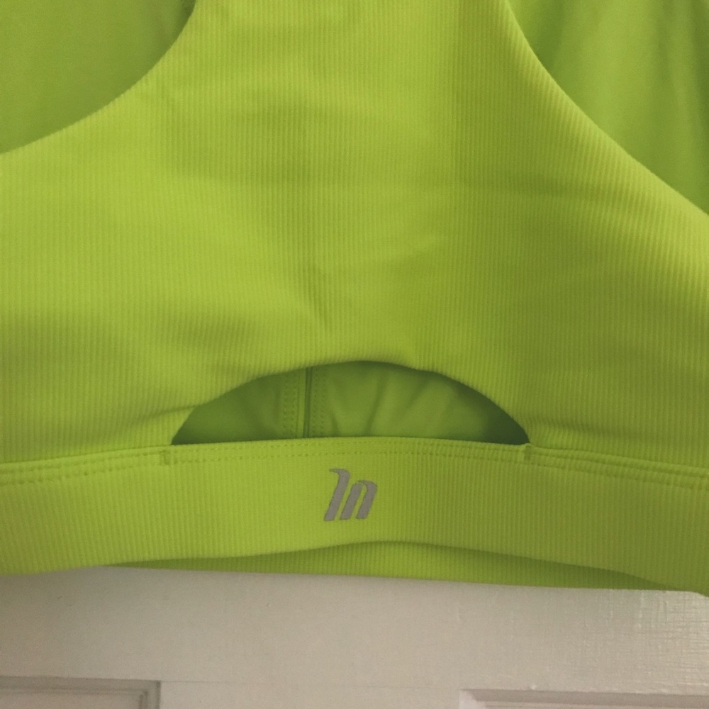 MUSCLE NATION Ribbed Deep V Bra - Picture 4 of 6